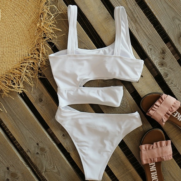 CLEARANCE White Sexy Strappy Cut Out 1 Pc Monokini Swimsuit - Picture 6 of 7